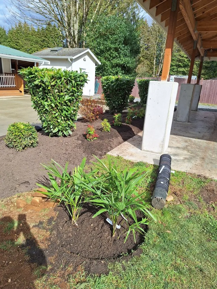 Custom yard maintenance for beautiful yards across Monroe, WA - Hernandez Landscaping Professional