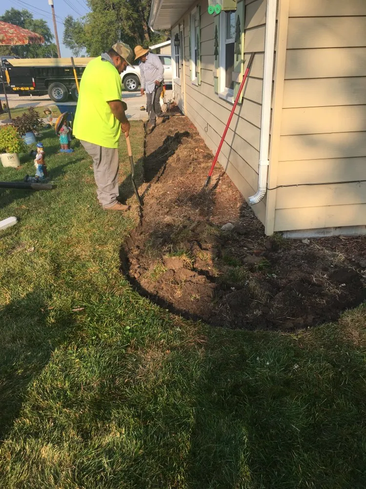 Custom lawn care service near you across Rochelle, IL - Hernandez Landscaping