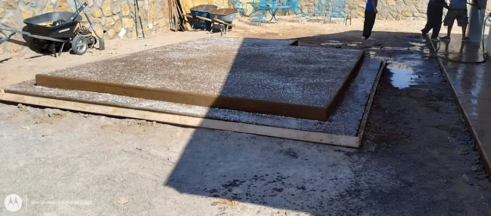 Professional lawn mowing service for beautiful yards across Vado, NM - Hernandez Landscaping