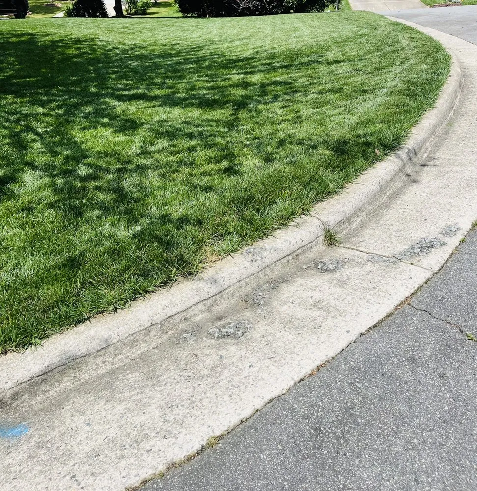 Top-rated yard maintenance in Zebulon, NC - Hernandez Lawn & Landscaping