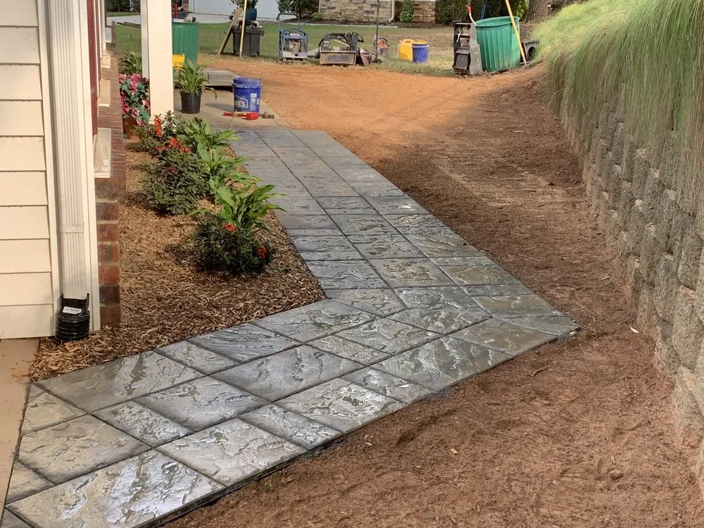 Affordable yard cleanup service in Raleigh, NC by Hernandez Lawn Care & Maintenance