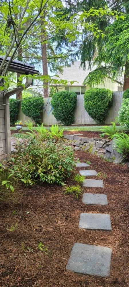 Local lawn mowing service in Graham, WA - Hernandez Lawn Care