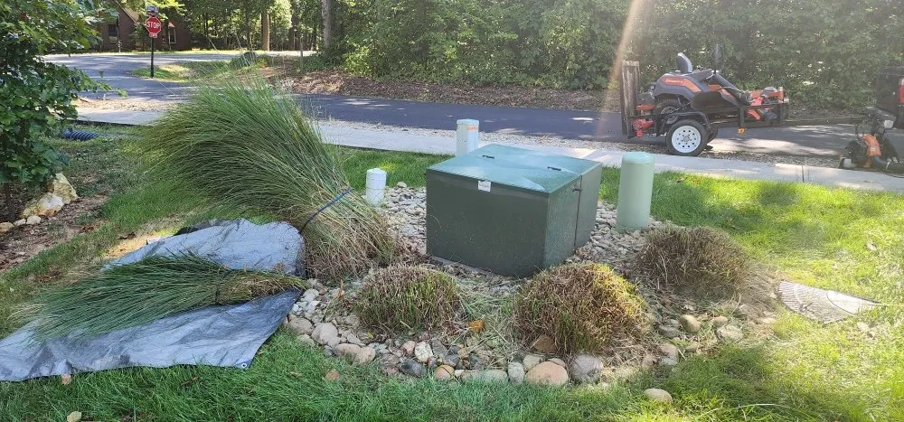 Reliable landscaping services in Loudon, TN by Hernandez Lawn service