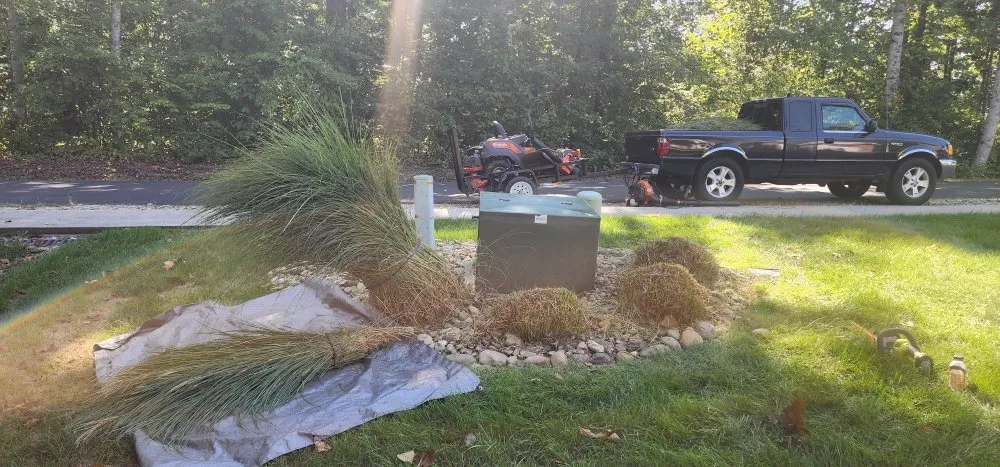 Top-rated garden landscaping for residential properties in Loudon, TN by Hernandez Lawn service