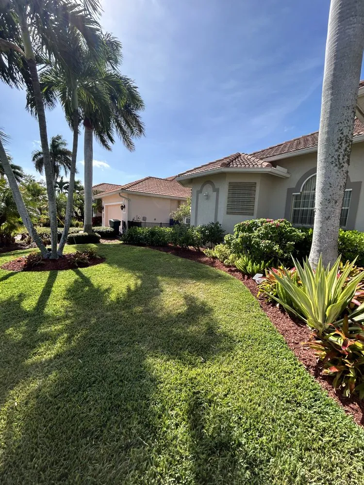 Local lawn care service in Naples, FL by Hernandez Lawn Service