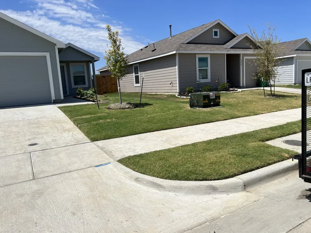 Reliable garden landscaping for residential properties across Dallas, TX - Hernandez Lawn Services