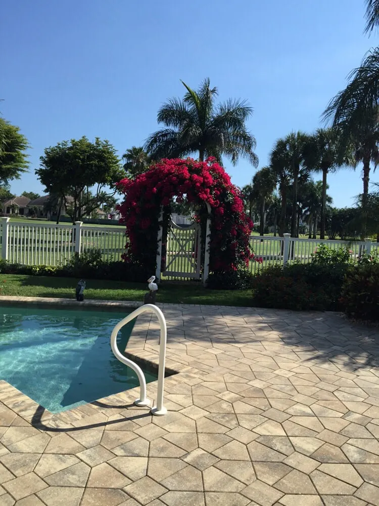 Reliable garden landscaping in Naples, FL - Hernandez Lawn Services