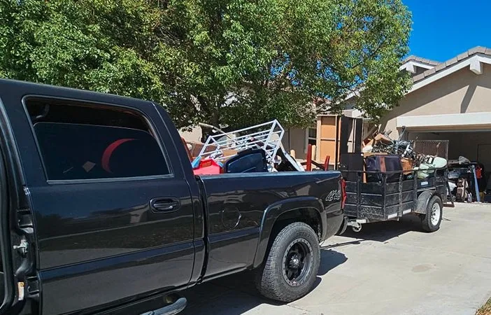 Expert yard maintenance in Menifee, CA by Hernandez Maintenance And Junkhauling