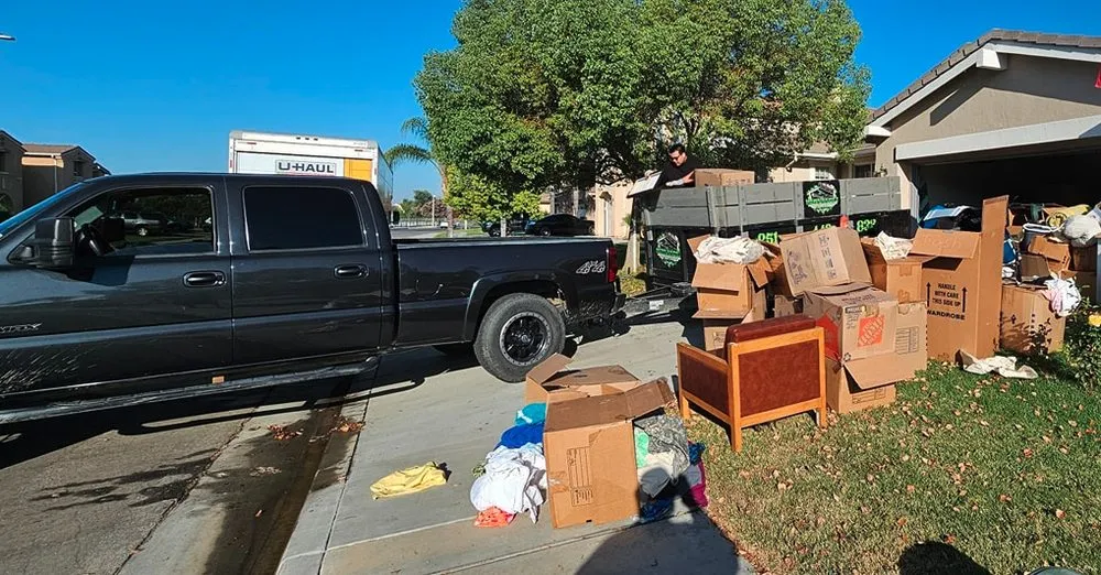 Affordable landscaping services experts serving Menifee, CA - Hernandez Maintenance And Junkhauling