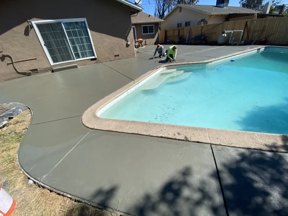 Local yard cleanup service in Stockton, CA - Hernandez One Time Yard Clean Up