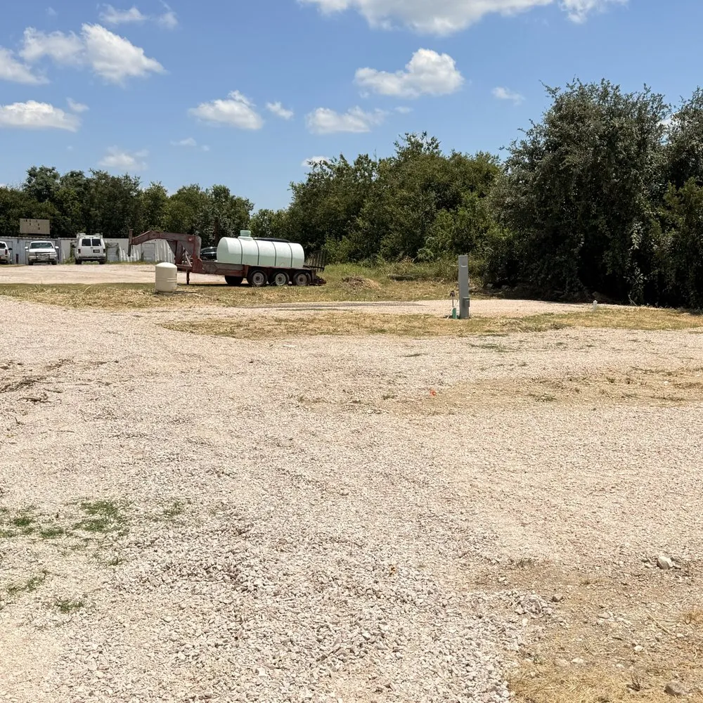 Affordable yard cleanup service experts serving Burnet, TX - Hernandez services