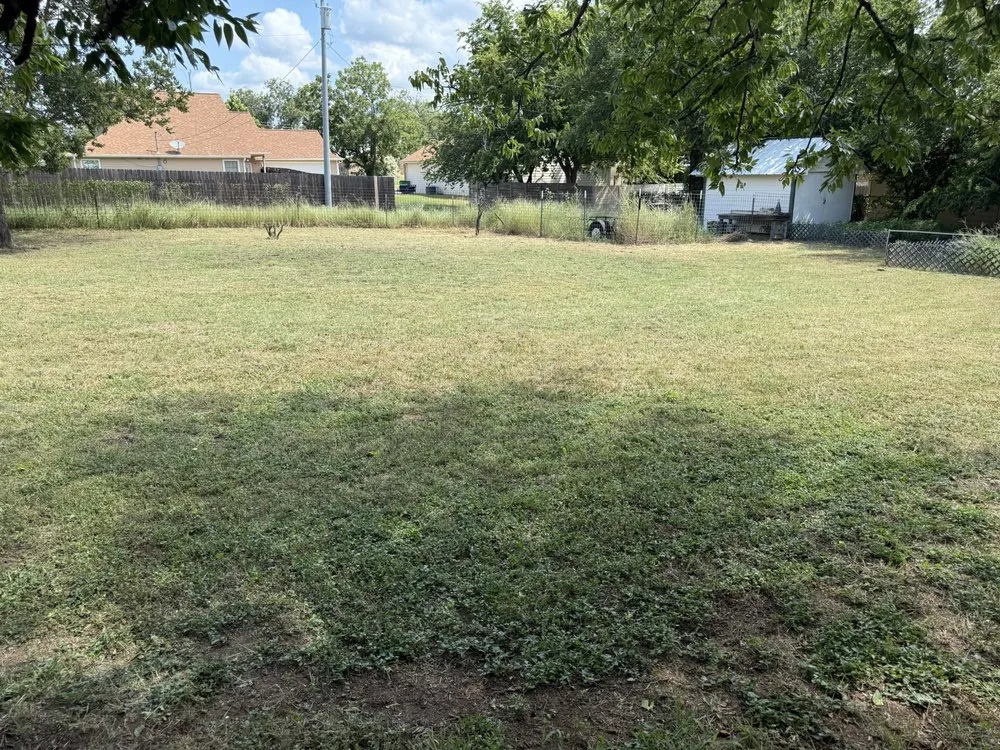 Trusted lawn mowing service in Burnet, TX - Hernandez services