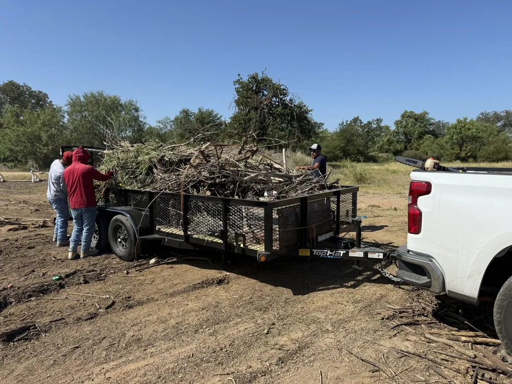Top-rated outdoor landscaping in Burnet, TX - Hernandez services