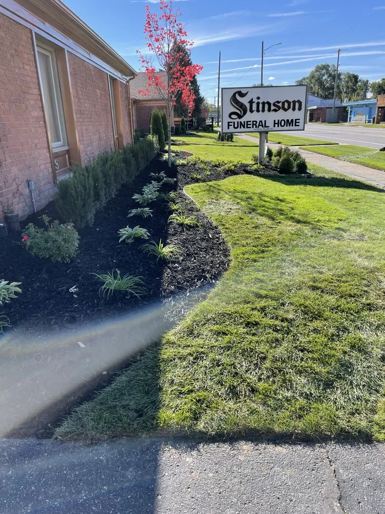 Expert lawn care service in Detroit, MI by Hernandez Services