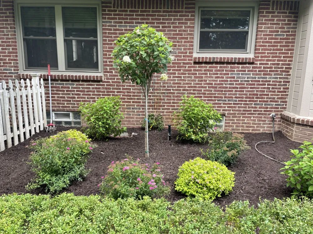 Custom landscape design experts serving Detroit, MI - Hernandez Services