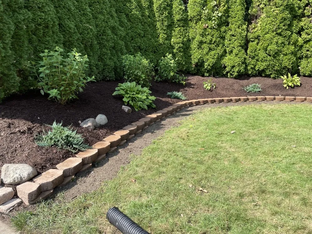 Reliable landscaping services experts serving Detroit, MI - Hernandez Services