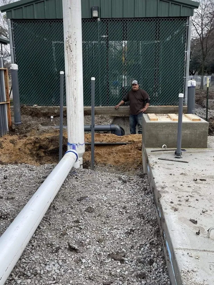 Top-rated lawn mowing service in Fort Worth, TX by Hernandez The Handyman