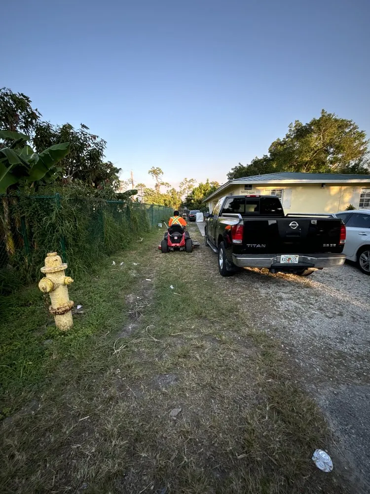 Top-rated residential landscaping experts serving Naples, FL - Hernandez Varela Lawn Care