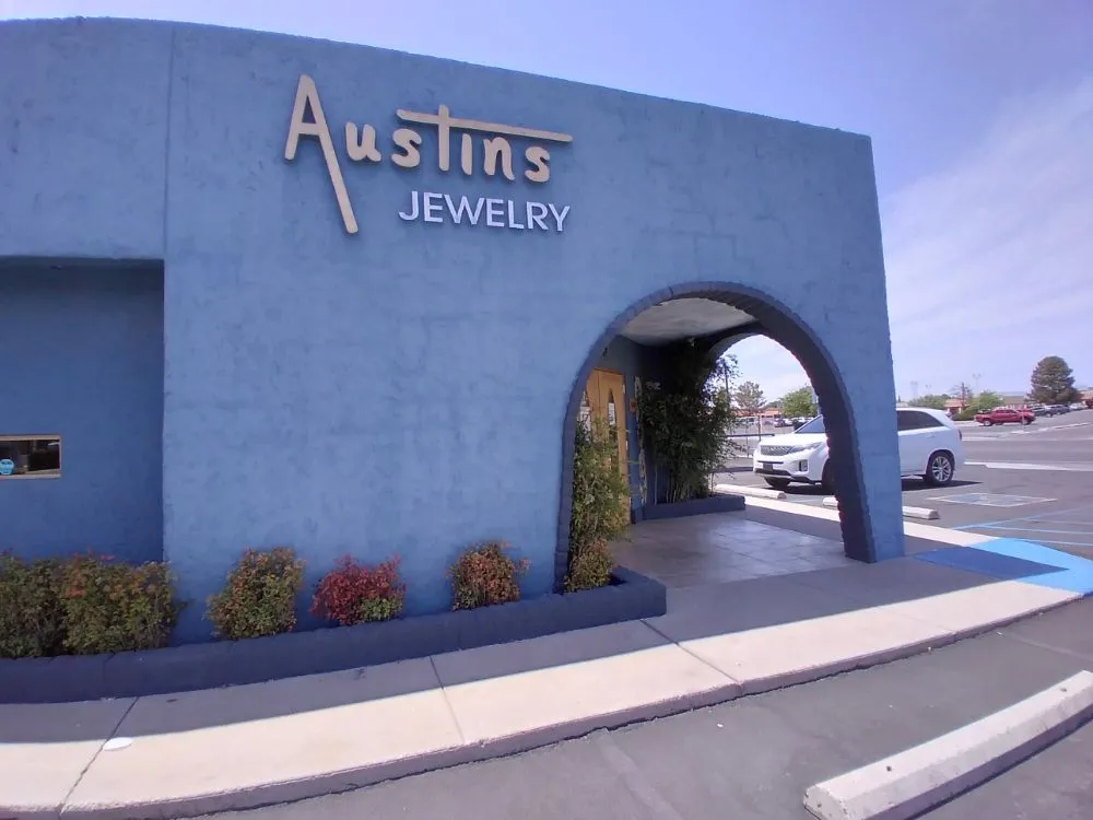 Expert garden landscaping for homes in Las Cruces, NM by Hernando Home Preservation