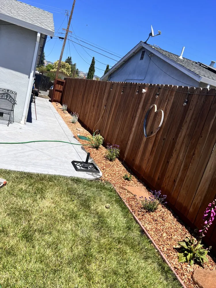 Custom lawn mowing service for year-round maintenance across Petaluma, CA - Hernando Landscaping Service