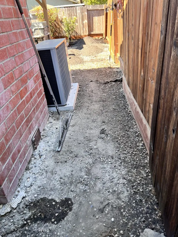 Local lawn mowing service for residential properties across Petaluma, CA - Hernando Landscaping Service