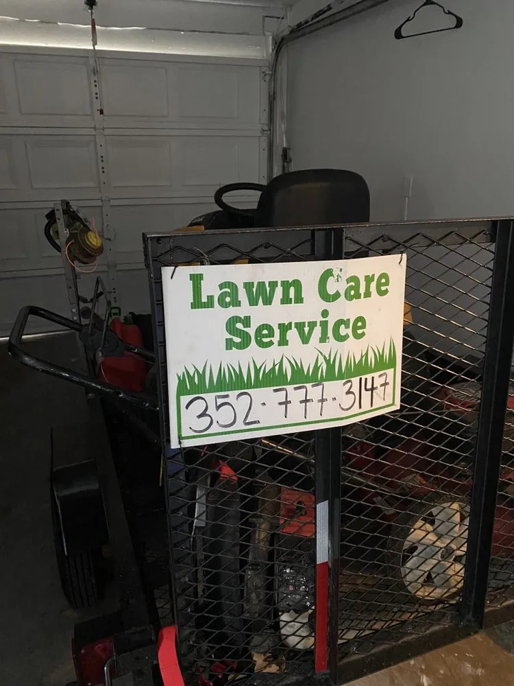 Reliable lawn care service in Spring Hill, FL by Hernando Lawn Barbers