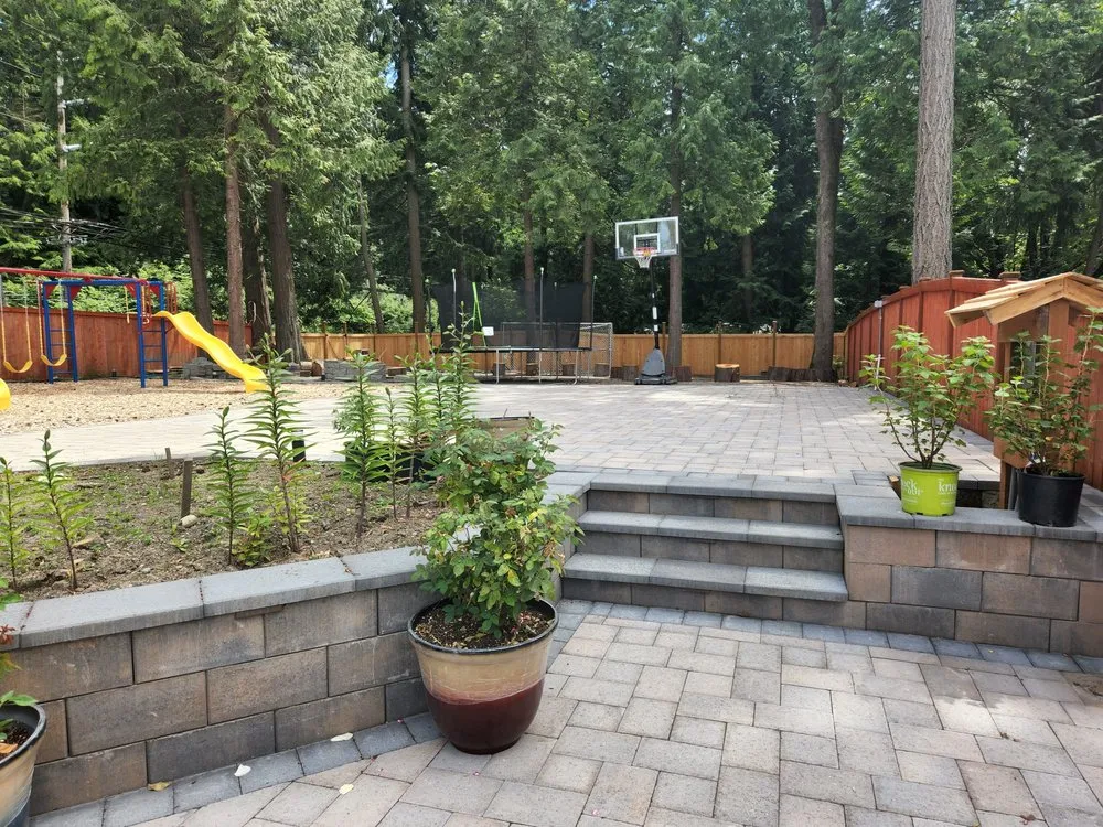 Local outdoor landscaping experts serving Pflugerville, TX - Hernandoes It Right