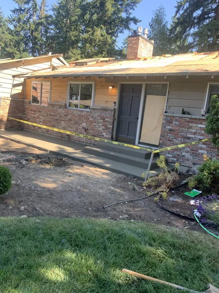 Professional lawn care service experts serving Pflugerville, TX - Hernandoes It Right