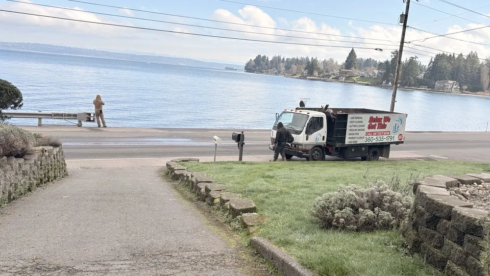 Top-rated landscape installation in Bremerton, WA - Hernández Junk Removal Service