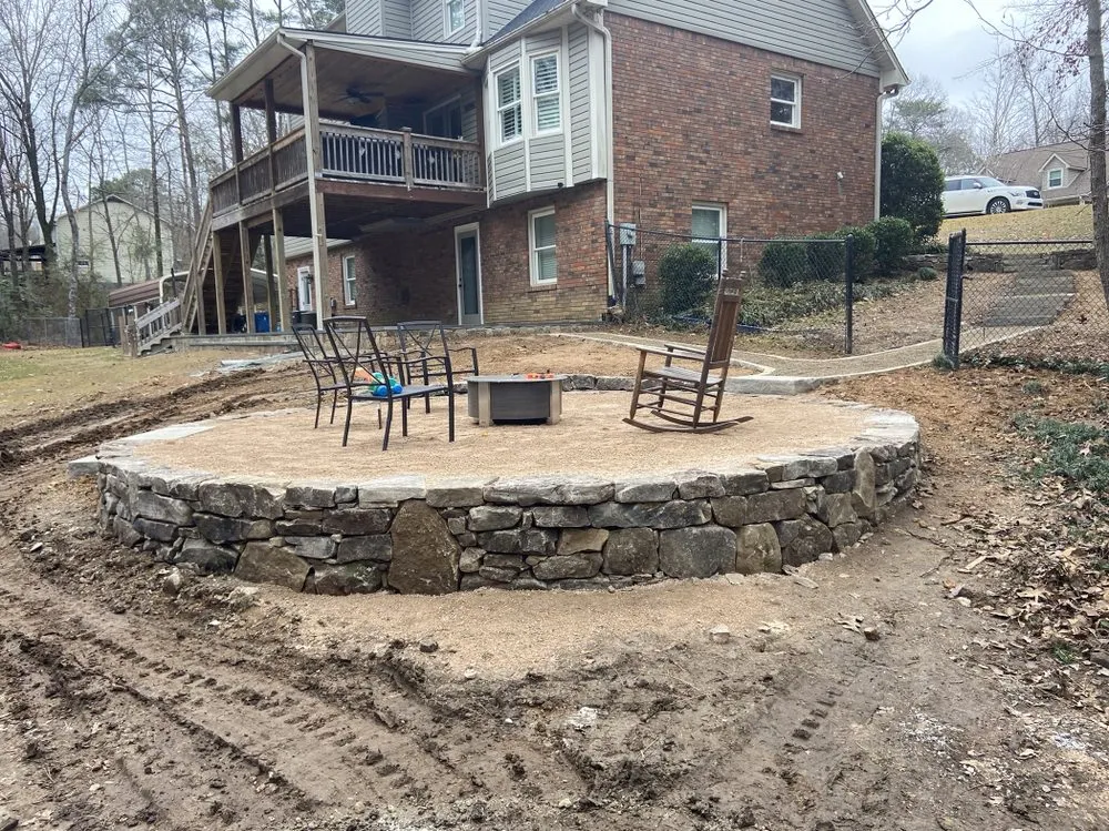 Custom lawn mowing service in Leeds, AL - Hernández landscaping & irrigation