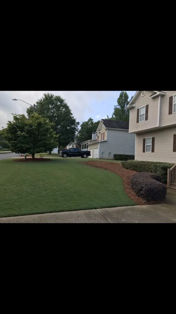 Custom lawn mowing service experts serving Canton, GA - Hero Services