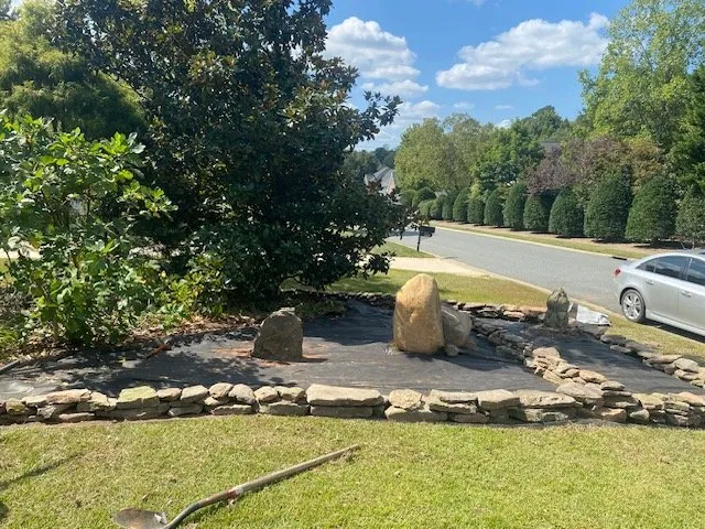 Reliable yard maintenance experts serving Charlotte, NC - Heroes Lawn Care Of Southeast Charlotte