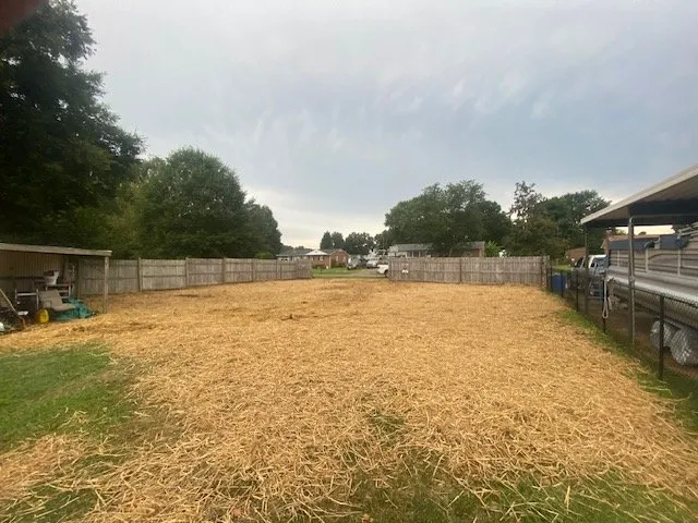 Professional outdoor landscaping in Charlotte, NC - Heroes Lawn Care Of Southeast Charlotte