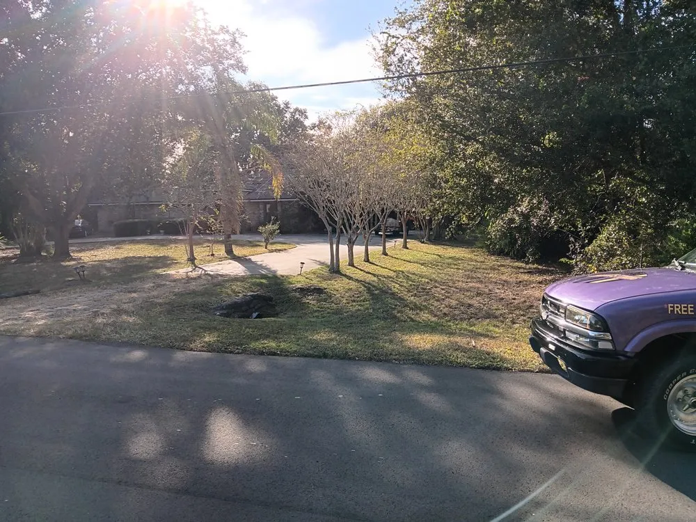 Local lawn care service experts serving Cocoa, FL - Heros Landscapeing