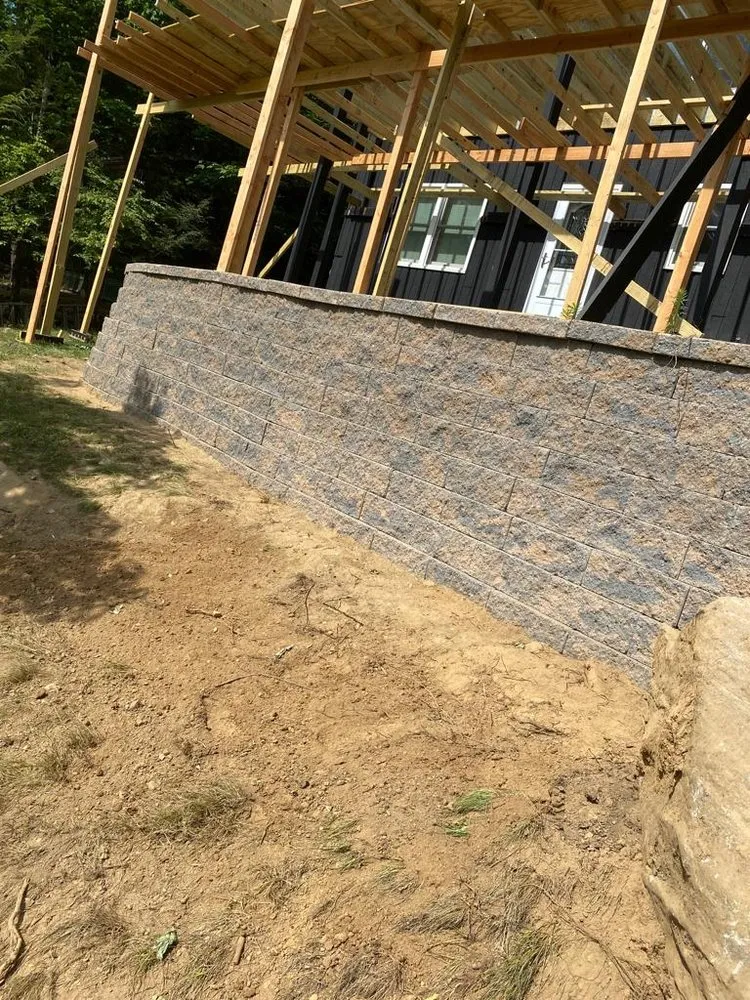 Professional yard maintenance in Danbury, CT - Herradura Tree Work & Remodeling