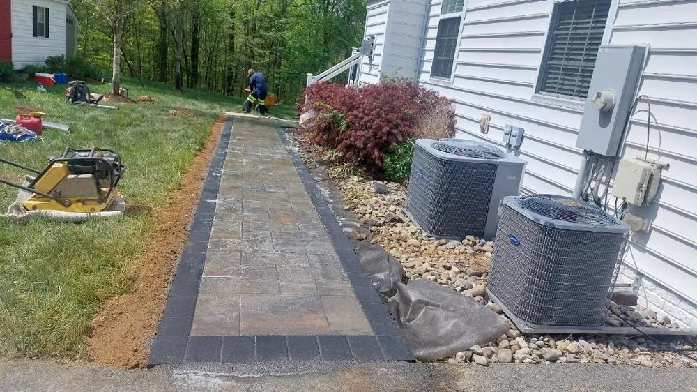 Trusted yard cleanup service in New Carrollton, MD - Herrera & Sons Landscaping