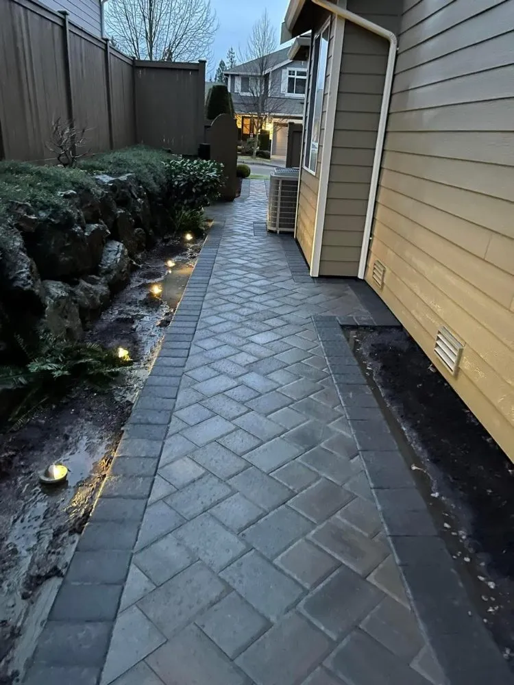 Local landscaping services in Bellevue, WA by Herrera Hardscapes