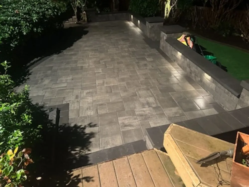 Affordable residential landscaping in Bellevue, WA by Herrera Hardscapes
