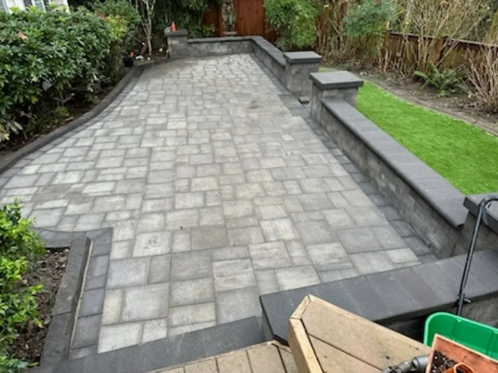 Local yard cleanup service experts serving Bellevue, WA - Herrera Hardscapes