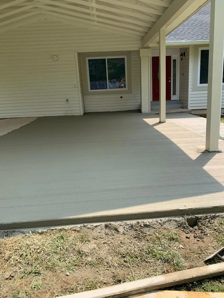 Professional lawn mowing service experts serving Gaithersburg, MD - Herrera Tree Services and Landscaping