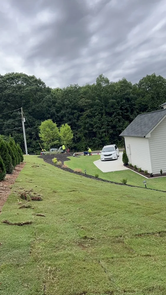 Affordable residential landscaping in Gainesville, GA - Herrera’s landscaping