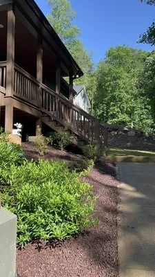 Herrera’s landscaping Logo