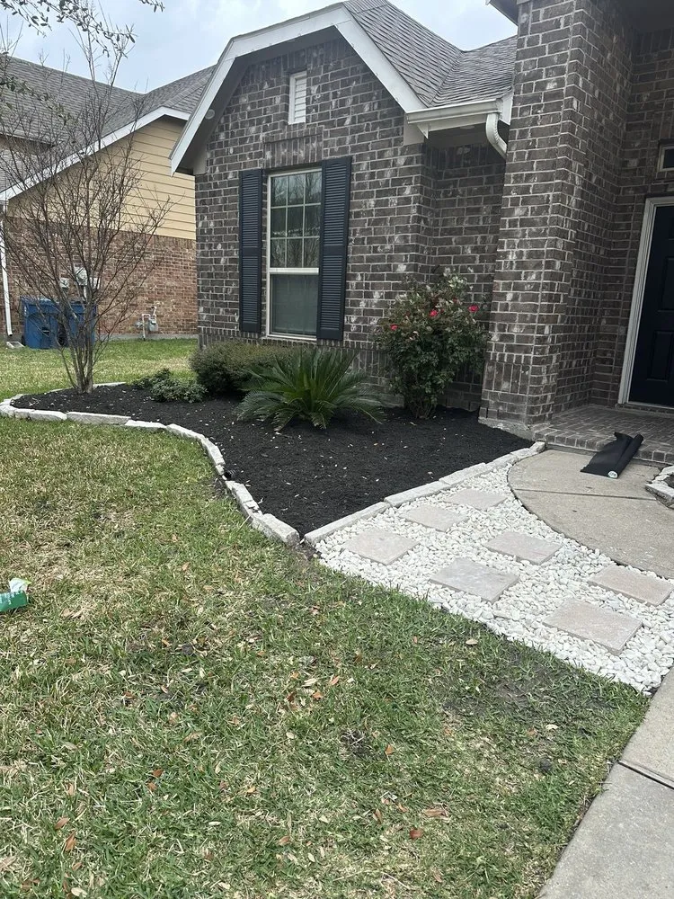Professional residential landscaping experts serving Houston, TX - Herrera’s Landscaping