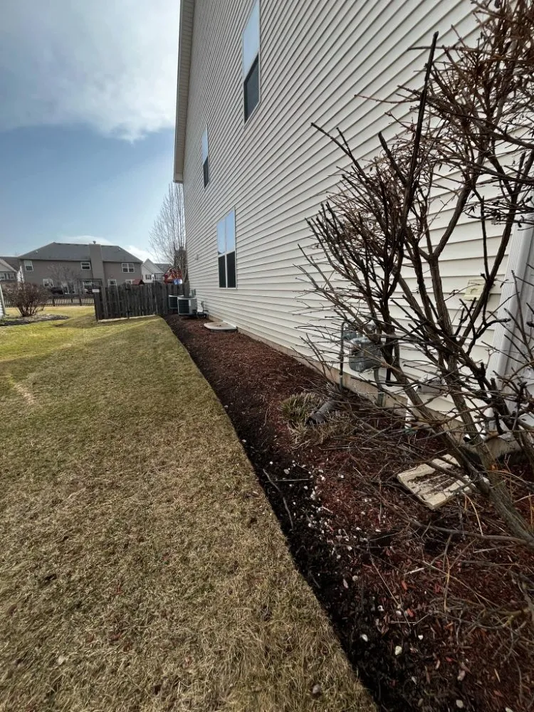 Affordable outdoor landscaping experts serving Round Lake Beach, IL - Herrera's Landscaping