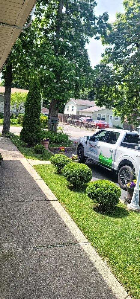 Expert garden landscaping in Round Lake Beach, IL by Herrera's Landscaping