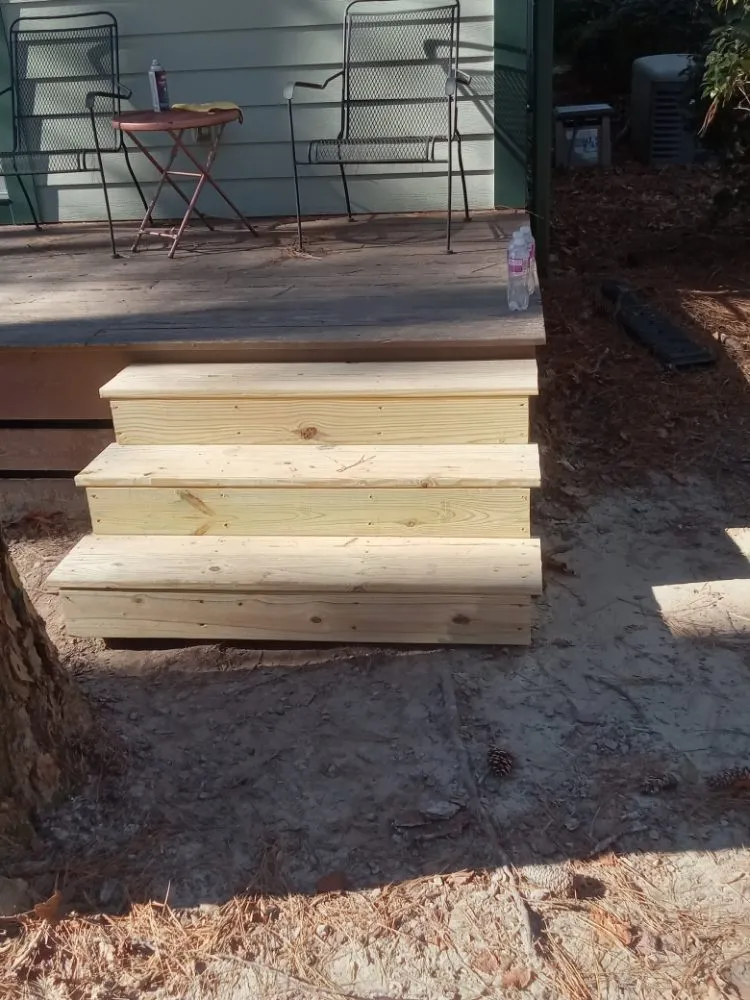 Local yard cleanup service for beautiful yards across Vass, NC - Herring's Painting And Landscaping