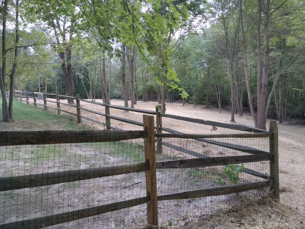 Expert lawn mowing service in Myersville, MD by Hervet Landworks