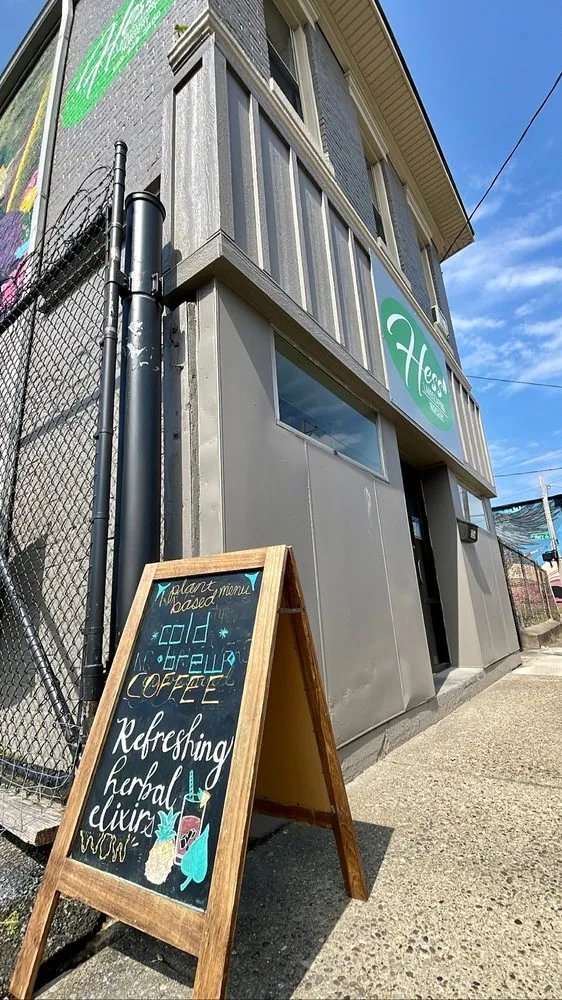 Reliable lawn care service near you across Louisville, KY - Hess' Landscaping & Nursery