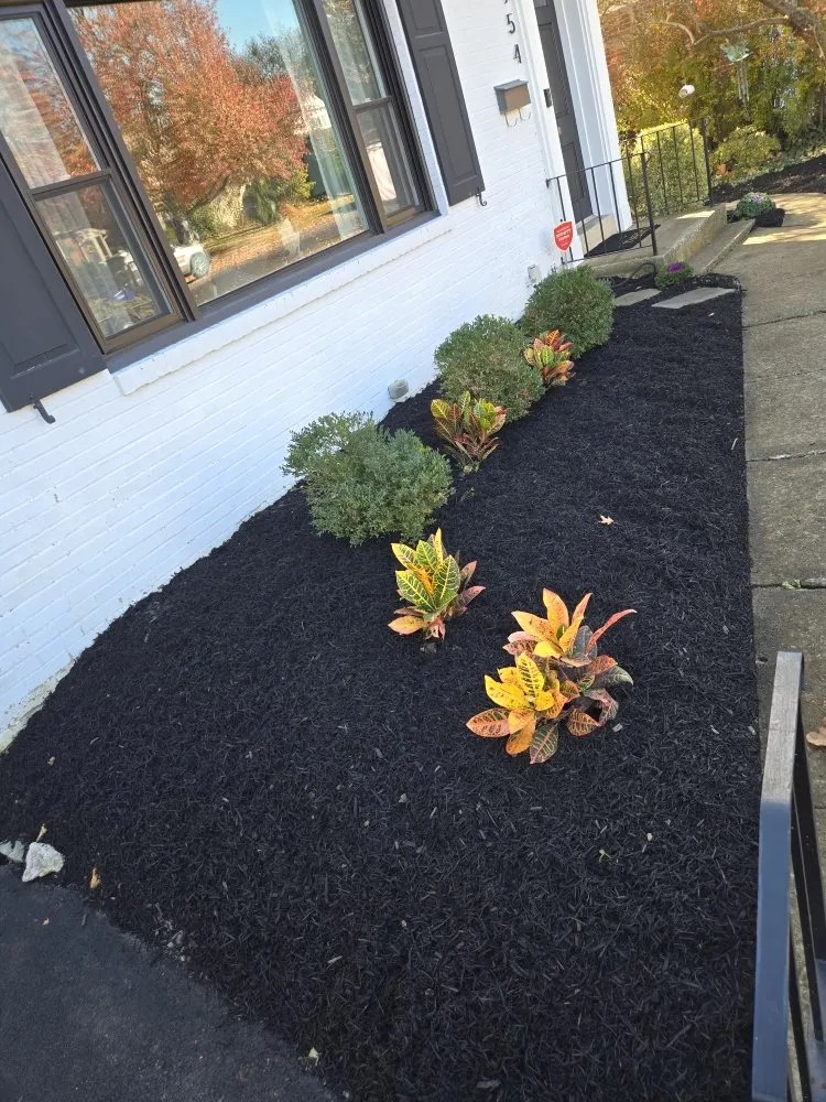 Custom garden landscaping experts serving Mountville, PA - Hess² Landscaping