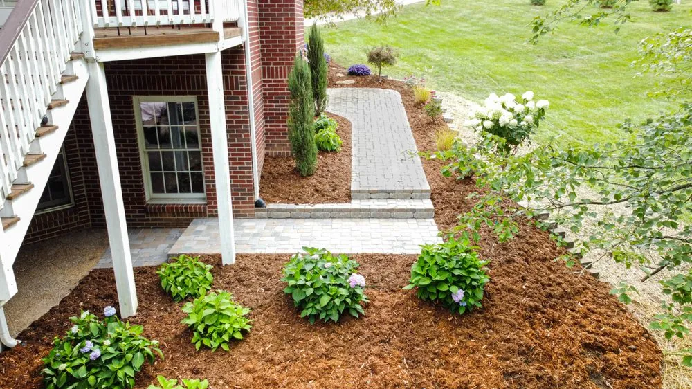 Affordable landscaping services in Louisville, KY - Hess's Landscaping & Lawn Services